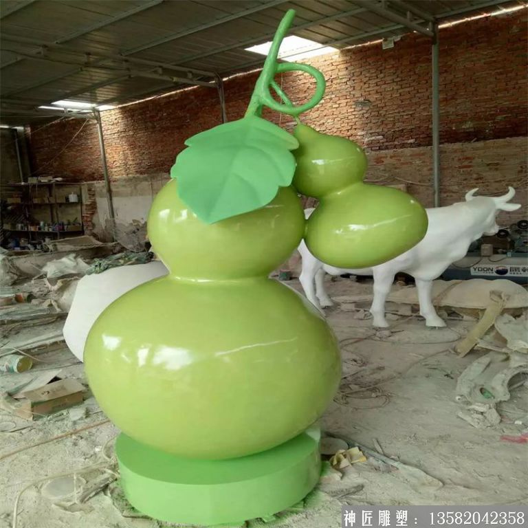 绿葫芦雕塑景观 仿真款中式葫芦雕塑厂家案例